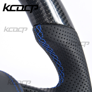 Volant personnalisé en cuir perforé en fibre de carbone véritable pour Infiniti Q30 Q50 QX50 Q60 QX60 - Product Image 4
