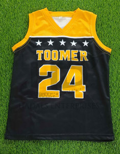 Uniforme de baloncesto personalizado Reversible de color sólido Uniformes de baloncesto sin mangas profesionales - Product Image 4