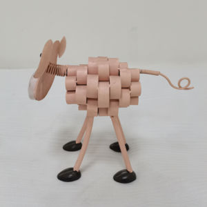 ピンクの幸せな豚の像金属ミニ豚の置物ラッキーアニマルガーデンの像 - Product Image 3