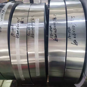 Bandes d'acier laminées à froid 65Mn Lames d'<span class=keywords><strong>essuie</strong></span>-glace <span class=keywords><strong>Bobine</strong></span> d'acier recuite Longueur de coupe Bande d'acier à ressort étroite à vendre - Product Image 3