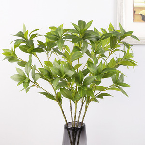 ต้นไม้ประดิษฐ์พีเรียส จาโปนิกา ใบไม้เสมือนจริง ตกแต่งภายในบ้าน ห้องนั่งเล่น งานแต่งงาน - Product Image 1