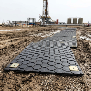 Tapis de protection du sol à connecteurs simples - Conception de bande de roulement diamantée double face <span class=keywords><strong>en</strong></span> UHMWPE, supporte des charges de 150 tonnes sur pelouses et terrains <span class=keywords><strong>en</strong></span> terre battue - Product Image 2