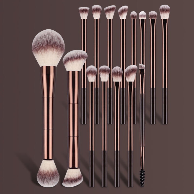 สีน้ำตาล