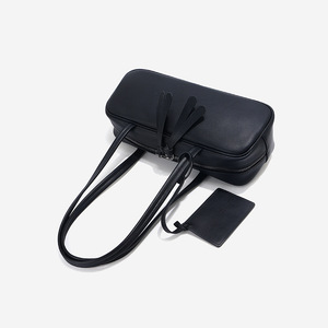 Sac Boston en cuir véritable haut de gamme avec fermeture éclair, sac à bandoulière imperméable pour femme, idéal pour le travail et les trajets quotidiens - Product Image 4