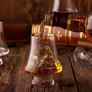 Bicchieri da Degustazione di Whisky Bourbon in Cristallo di Alta Qualità, Personalizzabili, con Bordo Stretto, per Degustazione di Whiskey Pesante - Product Image 3