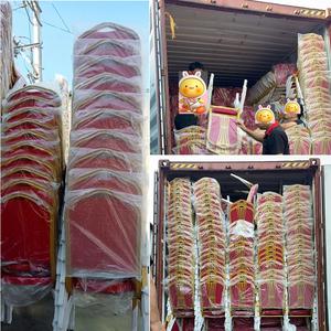 Cadeira de Jantar Empilhável Haofa com Pernas de Metal e Assento de Espuma nas Cores Vermelho, Preto e Verde para Uso em Apartamentos/Villas, Design Moderno para Casamentos e Banquetes - Product Image 3