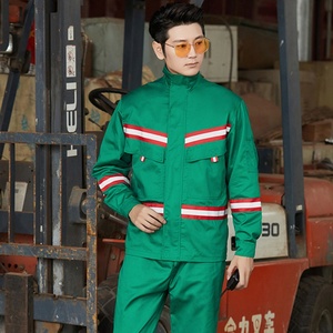 Combinaison de travail haute visibilité à bandes réfléchissantes en polyester et coton pour garage, construction et autres environnements de sécurité - Product Image 6