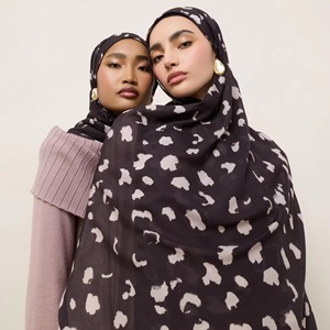 Nouveau <span class=keywords><strong>Foulard</strong></span> Tendance Personnalisable en Coton Modal Premium à Imprimé Floral, Longueur 180 cm, Style Kuffiya - Product Image 6