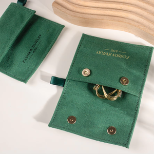 Pochette élégante en coton de luxe, style enveloppe, avec logo personnalisé et insert rembourré pour l'emballage et la présentation de bijoux (vente en gros) - Product Image 3