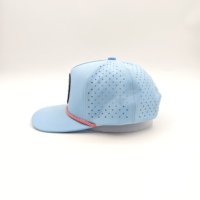 Topi Pria 5 Panel Custom dengan Lubang Laser Cut, Topi Baseball Sport Tahan Air, Topi Golf Performa Cepat Kering dengan Logo Karet