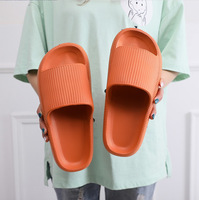 Claquettes CLOUD de haute qualité avec semelle épaisse de 4 cm, logo de marque personnalisé, chaussures de créateur pour femmes, enfants et hommes, sandales en mousse