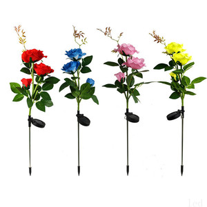 Parche de vegetales para exteriores, luz LED Solar, flor de Color lirio, impermeable, para césped, decoración de vacaciones, luces de jardín - Product Image 1