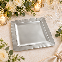Eleganter 13-Zoll Kunststoff-Platzteller Pulverbeschichtet Quadratisch Gewellter Rand Perlmutt-Textur Modern Silber für Hotel-Bankette