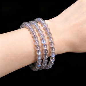 Bracelet multi-couches en pierre de lune grise naturelle JD Wholesale, bracelet de guérison, bijou polyvalent, aide à améliorer le sommeil et la stabilité émotionnelle - Product Image 2
