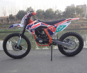 DB017 Motocicleta Todoterreno de 200cc, Marca STRONG, Venta al Por Mayor, Certificación CE de Fábrica, Arranque por Cadena, Freno de Disco, Carga Máxima 120kg, Nueva - Product Image 3