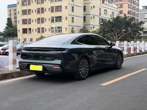 Geely <span class=keywords><strong>Galaxy</strong></span> <span class=keywords><strong>A7</strong></span> EM 2025 150km Premium Thunder God PHEV Berlina di Medie <span class=keywords><strong>Dimensioni</strong></span> Usata - Esportazione all'Ingrosso in Tutto il Mondo - Product Image 4