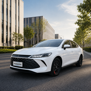 BYD Seal 05 <span class=keywords><strong>DM</strong></span>-i 2025 1.5L CVT Smart Drive 55KM Luxury PHEV Berlina Usata a Basso Chilometraggio per Esportazione - Product Image 2