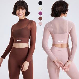 ملابس علوية قصيرة للنساء 2 في 1 شبكية بأكمام طويلة مع حمالة صدر رياضية مدمجة قمصان رياضية مطاطية للصالات الرياضية - Product Image 1