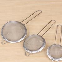 Ustensiles de cuisine : Ensemble de 3 passoires et filtres en acier inoxydable à mailles fines pour pots et casseroles