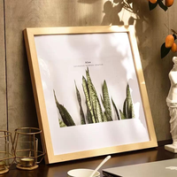 Marco de Fotos Grande y Ancho de Madera con Paspartú Blanco, 2 Colores: Nogal y Negro, Diseño Moderno, Ecológico, Duradero, para Exhibición en Pared de Galería, Hogar u Oficina