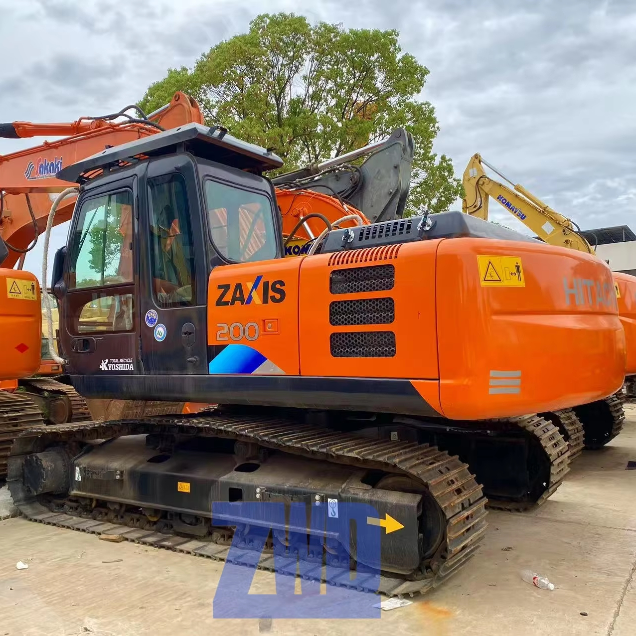 Hitachi Zaxis 200 Excavators - Durable & Efficient Digging