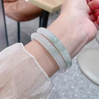 Bracelet Épais en Jade Glacé Effet Clair de Lune Blanc, Couleur Jade Transparente, Motif Fleurs Multicolores Flottantes, Jonc Tendance en Verre
