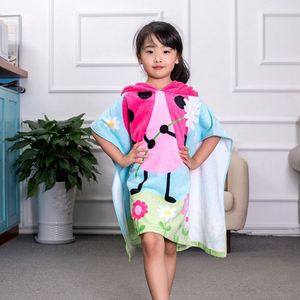 Poncho à capuche imprimé sport pour filles, serviette à séchage rapide pour le bain et la plage, tissé moderne toutes saisons pour enfants - Product Image 4