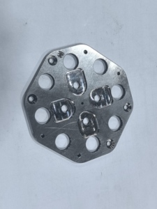 Pièces de moule de précision sur mesure de 0,003 mm : Bases coulissantes et blocs compensateurs sur mesure selon dessin, plaques anti-usure et rails de guidage - Product Image 3
