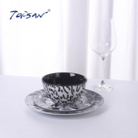 Bol en porcelaine haute qualité, bol à soupe en céramique durable avec finition brillante blanche et noire, 700 ml / 24,7 oz, pour service de table haut de gamme