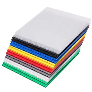 अनुकूलित रंगीन पीपी खोखले 4x8 हनीकॉम्ब शीट्स नालीदार प्लास्टिक फ्लूटेड बोर्ड