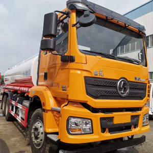 Shacman personnalisé 15mt Contrôle de la poussière Dépoussiérage <span class=keywords><strong>Camion</strong></span> Réservoir d'eau <span class=keywords><strong>Camion</strong></span> arroseur Bowser avec 30m Canon à brouillard - Product Image 5