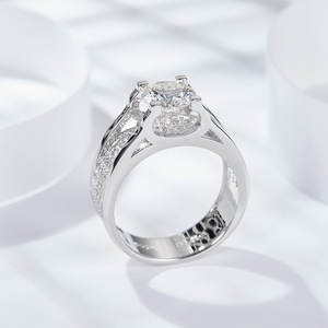 럭셔리 남성용 반지 <span class=keywords><strong>1CT</strong></span> 2CT 라운드 브릴리언트 컷 패스 다이아몬드 테스터 D 컬러 모이사나이트 암소 헤드 모이사나이트 반지 남성용 파티 - Product Image 4