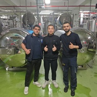 Autoclave Industrial para Esterilización de Bebidas y Alimentos en Frascos de Vidrio, Distribución Uniforme de Calor, Retorta con Pulverización de Agua