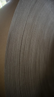 Papier de refroidissement enduit de résine pour la production de coussinets de refroidissement évaporatifs, papier pour rideaux humides d'élevage