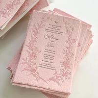 Ensemble de cartes d'invitation de mariage en papier de coton de luxe, impression typographique, gaufrage et débossage personnalisés, bord déchiré à la main, contenu personnalisé