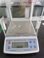 Comparateur de microbalances haute performance 0.001g Équipement de pesage de laboratoire d'équilibre analytique électronique pour laboratoires