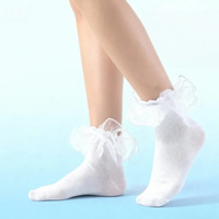 Nouvelles chaussettes tricotées antidérapantes pour femme, style princesse, avec dentelle, perles et plis, idéales pour la danse et le ballet, pour étudiantes