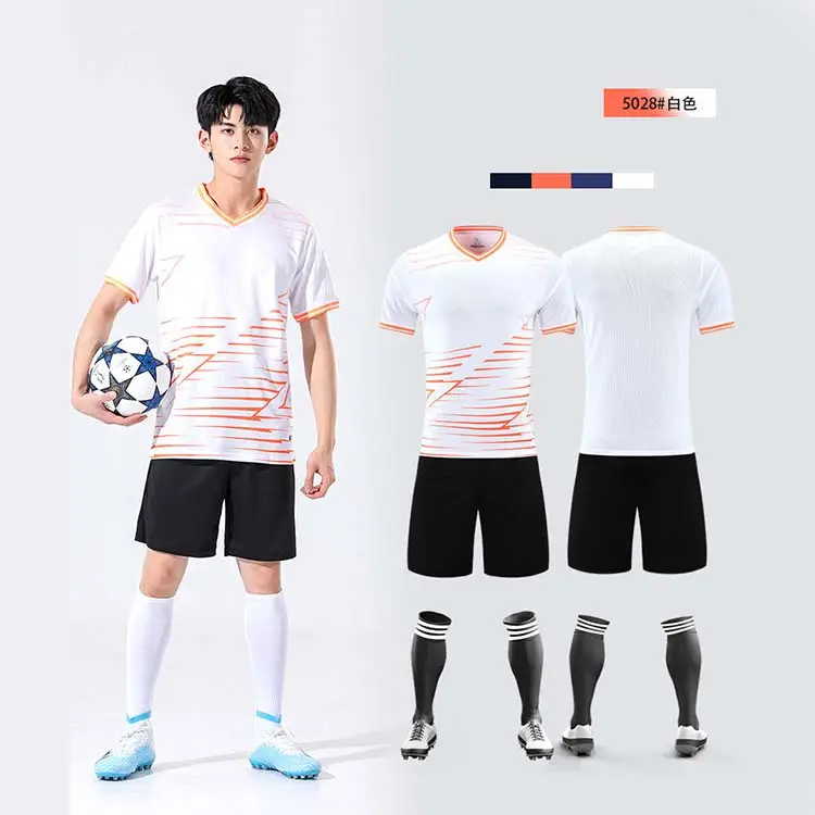 Vente en gros de maillots de football imprimés avec logo personnalisé, uniformes de football OEM, uniforme de football pour hommes, vente en gros