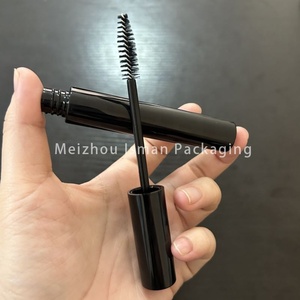 ISMAN Lujoso Tubo Redondo de 12ml Totalmente Negro para Rímel, Botella Magnética para Delineador, Envase Vacío para <span class=keywords><strong>Pegamento</strong></span> de Pestañas, Venta al por Mayor, Marca Privada, Profesional - Product Image 5