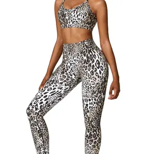 Quick Dry Bra and Pants Set Lightweight Breathable Spandex/Nylon Material with Sustainable Features Seamless Solid Pattern