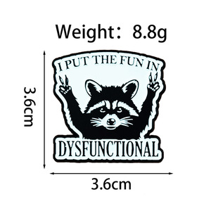 Divertido Pin Esmaltado <span class=keywords><strong>de</strong></span> Mapache con Diseño <span class=keywords><strong>de</strong></span> <span class=keywords><strong>Amor</strong></span> y Traviesura, Broche <span class=keywords><strong>de</strong></span> Animal <span class=keywords><strong>de</strong></span> Dibujos Animados, Insignia <span class=keywords><strong>de</strong></span> Solapa, Joyería, Regalo para Amigos y Niños - Product Image 5
