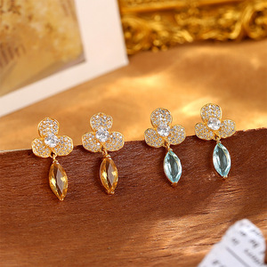 Pendientes de Plata 925 con Baño de Oro, Diseño de Trébol, con Piedra Natural de Corte Marquesa de 5*10mm, Hipoalergénicos, Elegantes, Estilo Vintage - Product Image 2