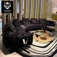 Modernes High-End-Sofa garnitur aus gebogenem Samt mit leichtem Luxus und Mondform für die runde Couch aus Stoff für Zuhause oder Villa