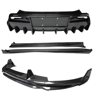 Kit Carrozzeria in Fibra di Carbonio per Tesla MODEL Y Juniper 2025+, Paraurti Anteriore, Diffusore Posteriore, Minigonne Laterali Lucide/Opache - Product Image 1