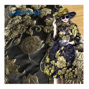 Eco-friendly Custom Wholesale Black Textured Double Color Floral Polyester 3D Jacquard Fabrics for Dress