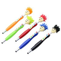 Stylo bille en peluche mignon avec tête de poupée, 4 couleurs, logo imprimé en plastique, visage souriant de dessin animé, stylo tactile, cadeau, utilisation automobile et d'assurance