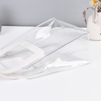 CSMD Fabricant chinois Vente en gros Matériau en PVC transparent Nouvelle poignée Sac à provisions en plastique à poignée blanche pour l'emballage des vêtements