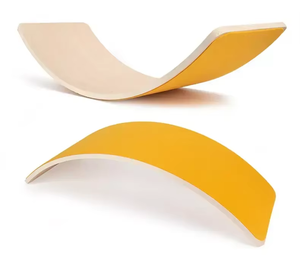 Tabla de equilibrio oscilante curvada de madera multifuncional para niños para ejercicio y funcionalidad corporal a la venta - Product Image 4