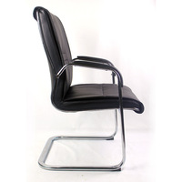Chaise de bureau confortable pour de longues périodes d'assise, design minimaliste moderne, dossier haut, chaise ergonomique en maille pour ordinateur