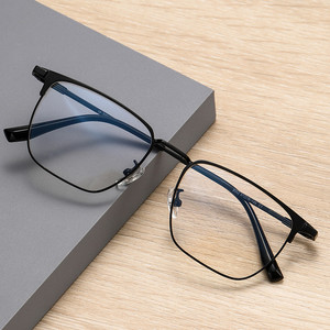Kính đọc sách thời trang chống tia UV HD mỏng, chống ánh sáng xanh, dành cho nam nữ, bán buôn, kính đổi màu 2025 - Product Image 3